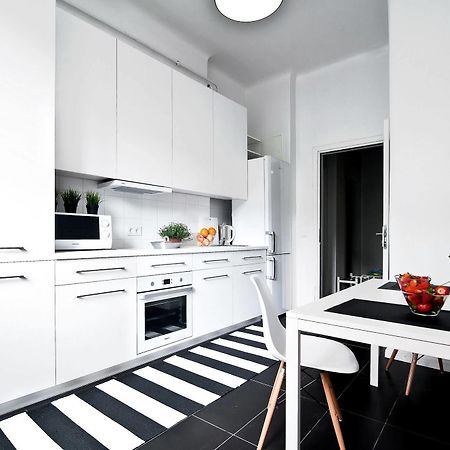 Extra Hostel "Easy Kaunas" Luaran gambar