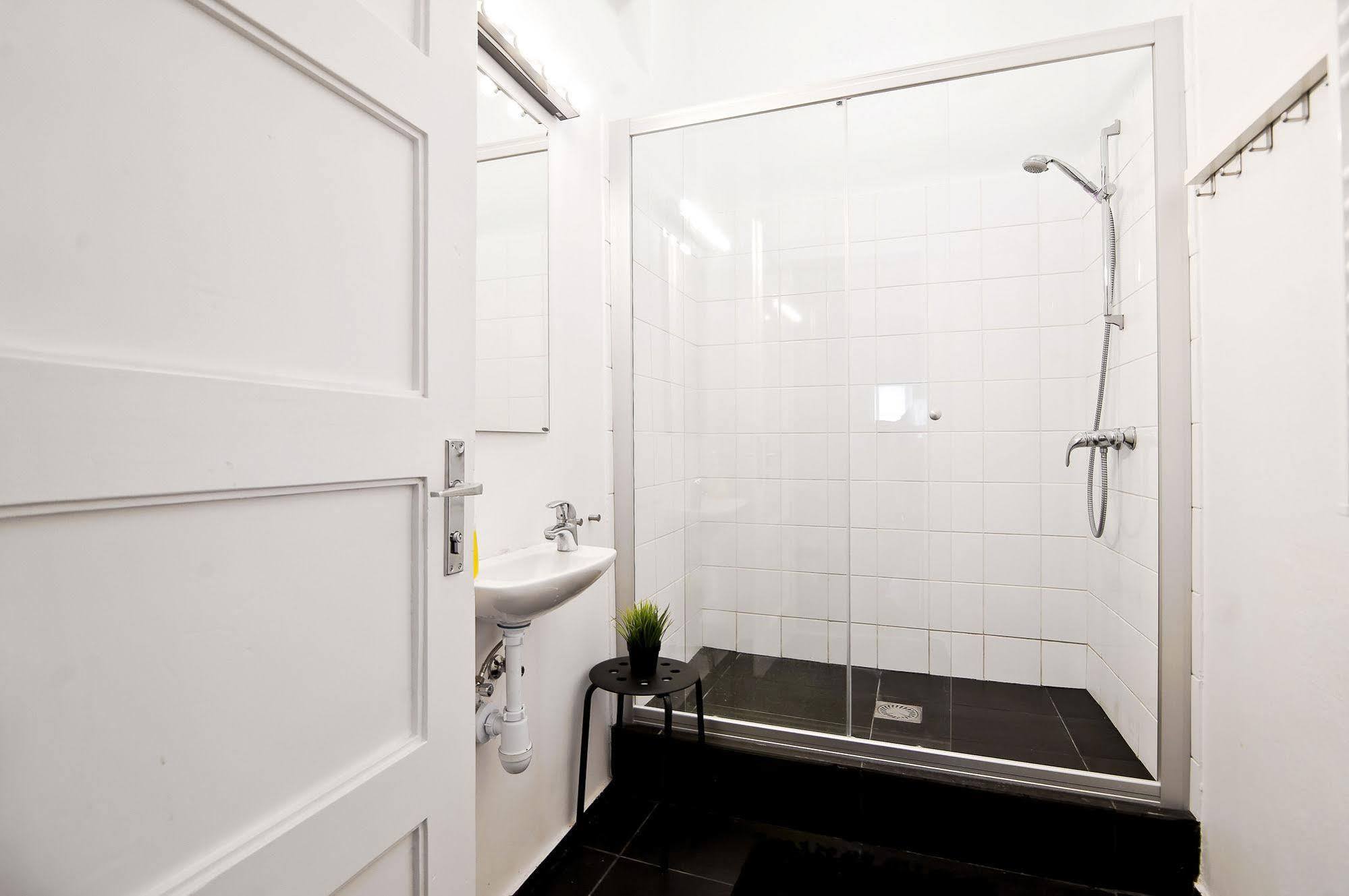 Extra Hostel "Easy Kaunas" Luaran gambar