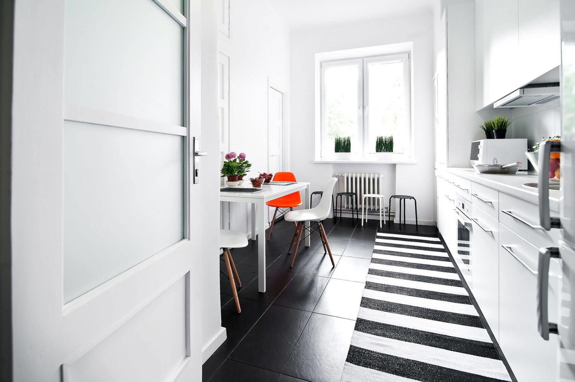 Extra Hostel "Easy Kaunas" Luaran gambar
